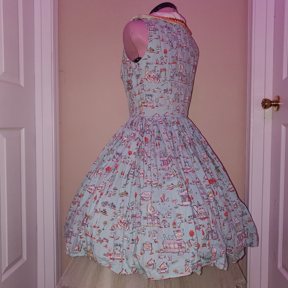 Custom 1950 dresses. - Picture 3 of 16